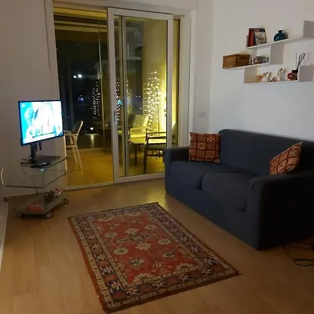 Monolocale Nuova Costruzione Con Giardino Apartman Róma