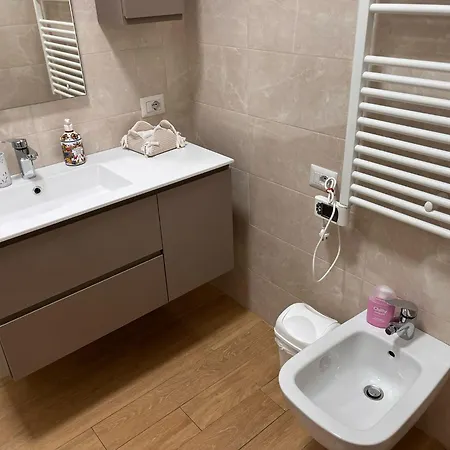 Monolocale Nuova Costruzione Con Giardino Apartman Róma